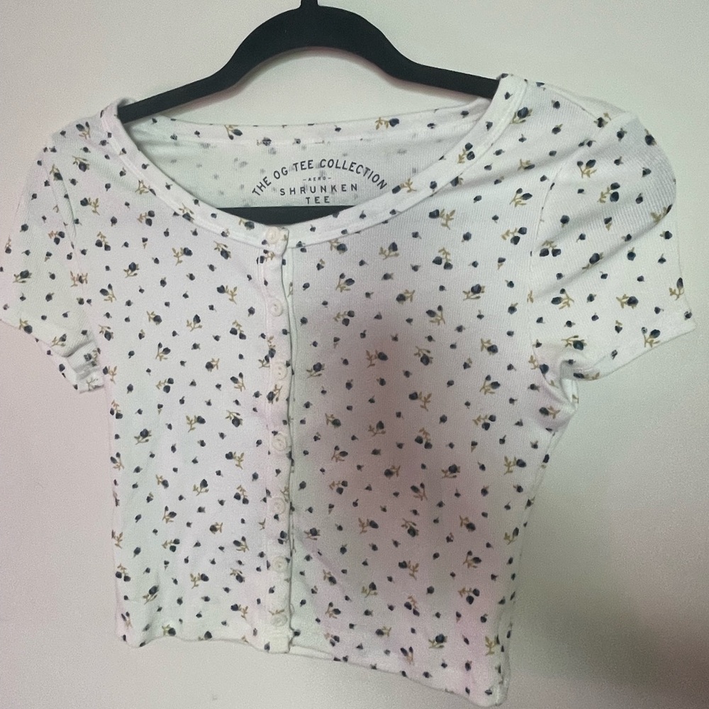 Aeropostale Floral Crop Top